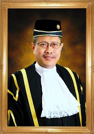 YA Dato' Azmi